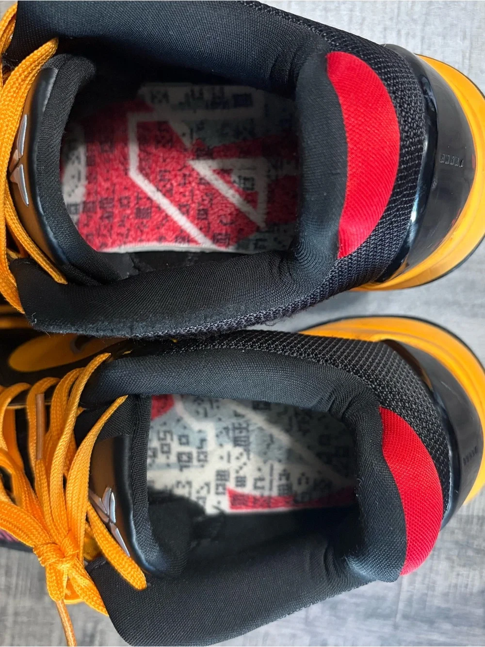 2010 nike zoom Kobe 5 Bruce Lee